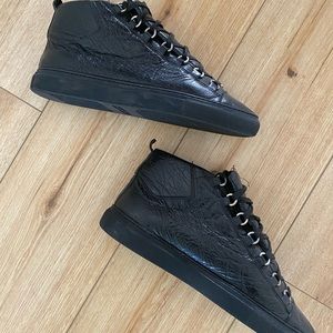 Balenciaga MENS High Top Sneakers